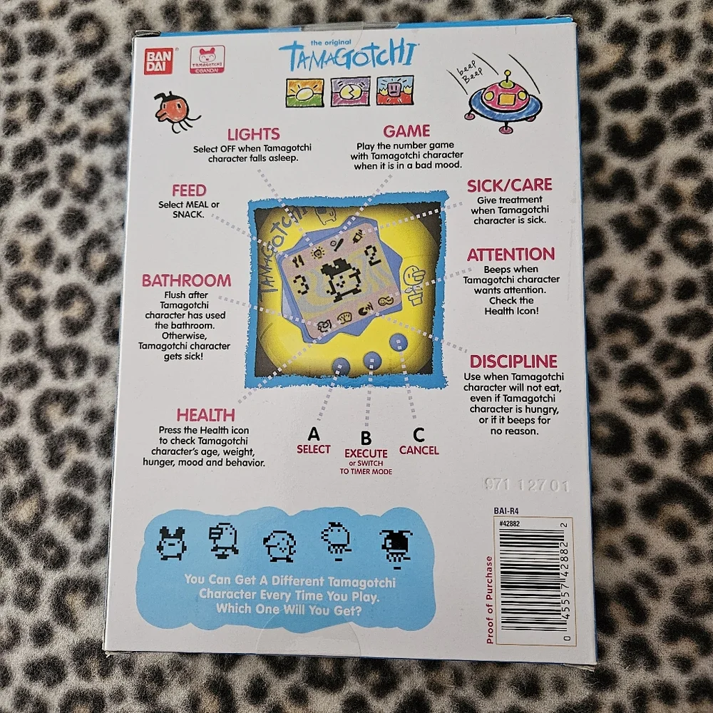 2021 Bandai Tamagotchi Gen 2 Original Virtual Reality Pet in Pink Glitter, NWT